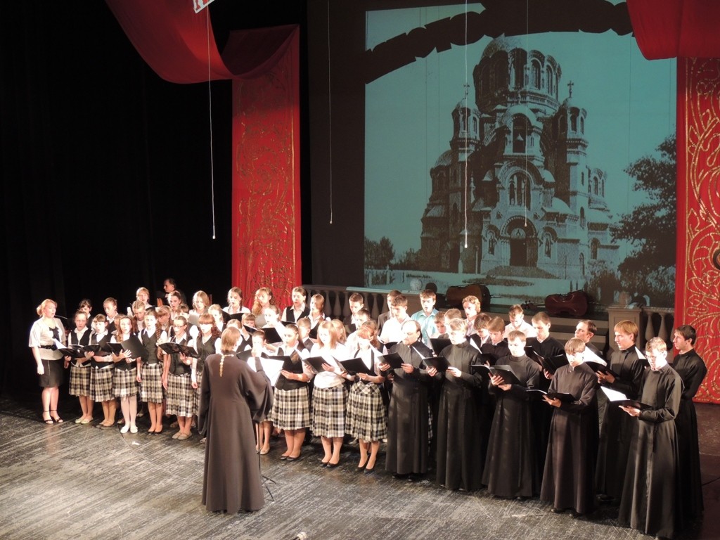 В Оренбургском драматическом театре состоялся традиционный Пасхальный концерт