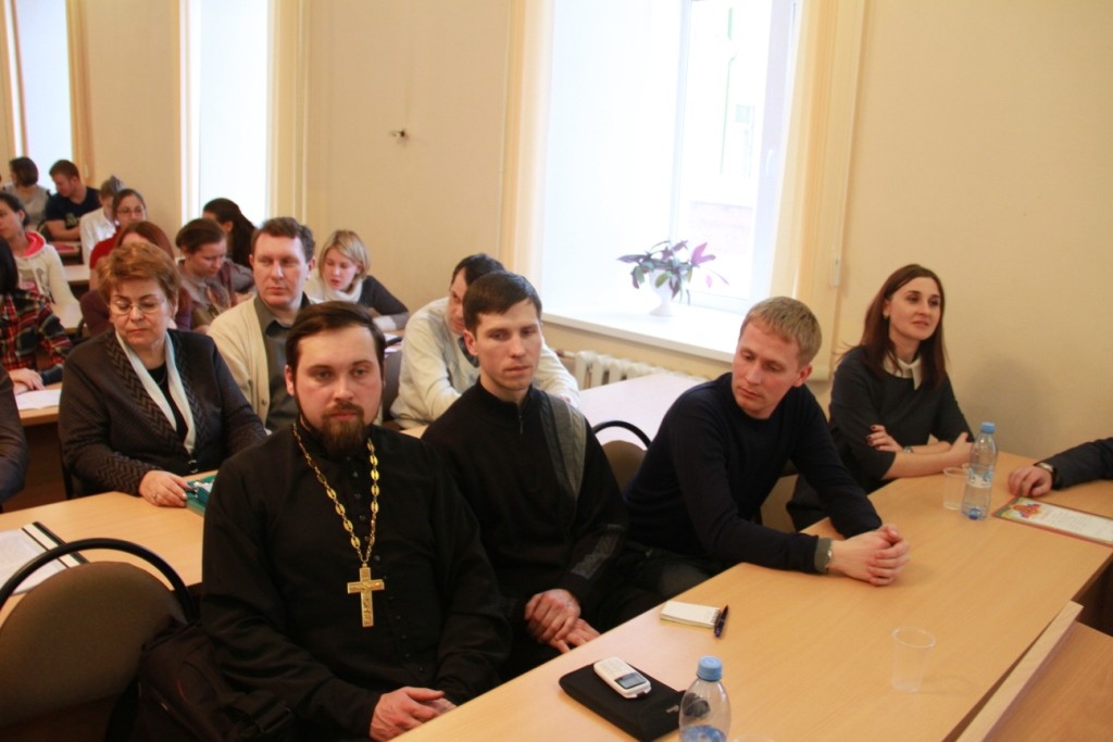 Преподаватель и студенты Оренбургской духовной семинарии приняли участие в межвузовской конференции