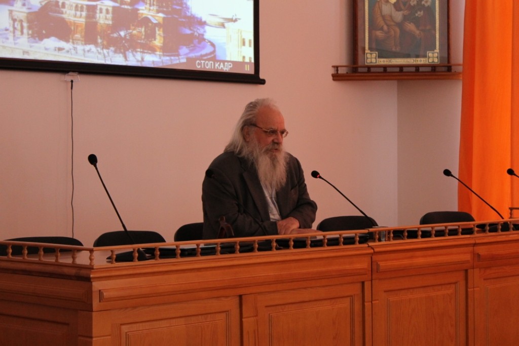 В Оренбургской духовной семинарии состоялась публичная лекция известного историка, археолога Сергея Алексеевича Беляева