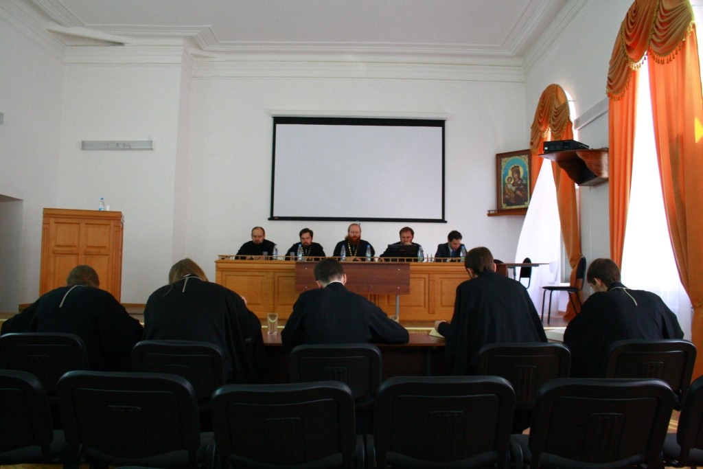 В Оренбургской духовной семинарии начались выпускные экзамены