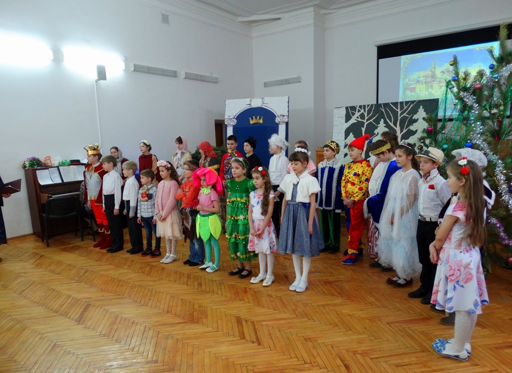Рождественский праздник для воспитанников старшей группы воскресной школы «Лествица» при ОренДС состоялся в духовной школе
