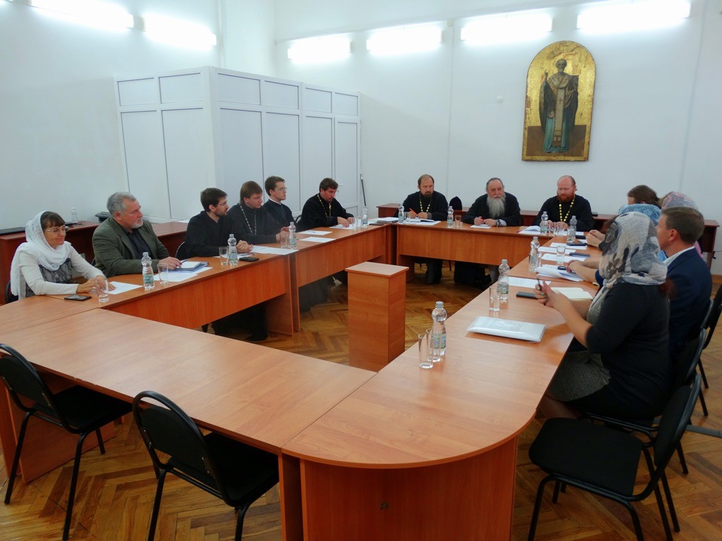 Митрополит Вениамин возглавил заседание Ученого совета Оренбургской духовной семинарии