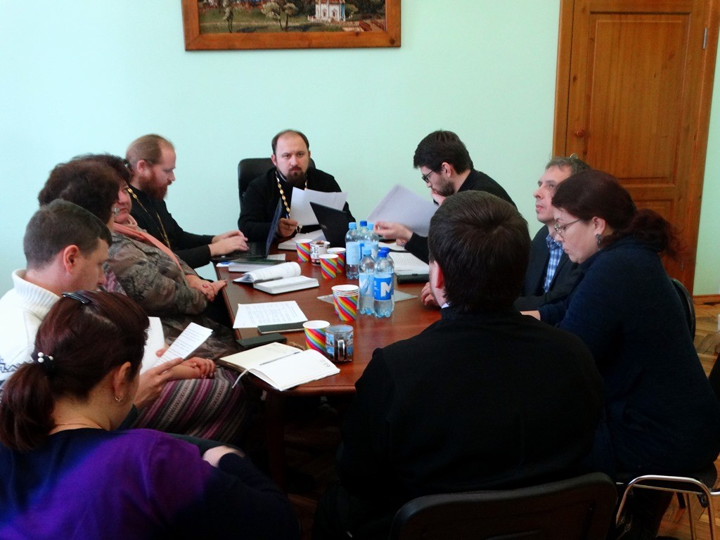 В Оренбургской семинарии прошла предзащита магистерских диссертаций студентов 2 курса магистратуры