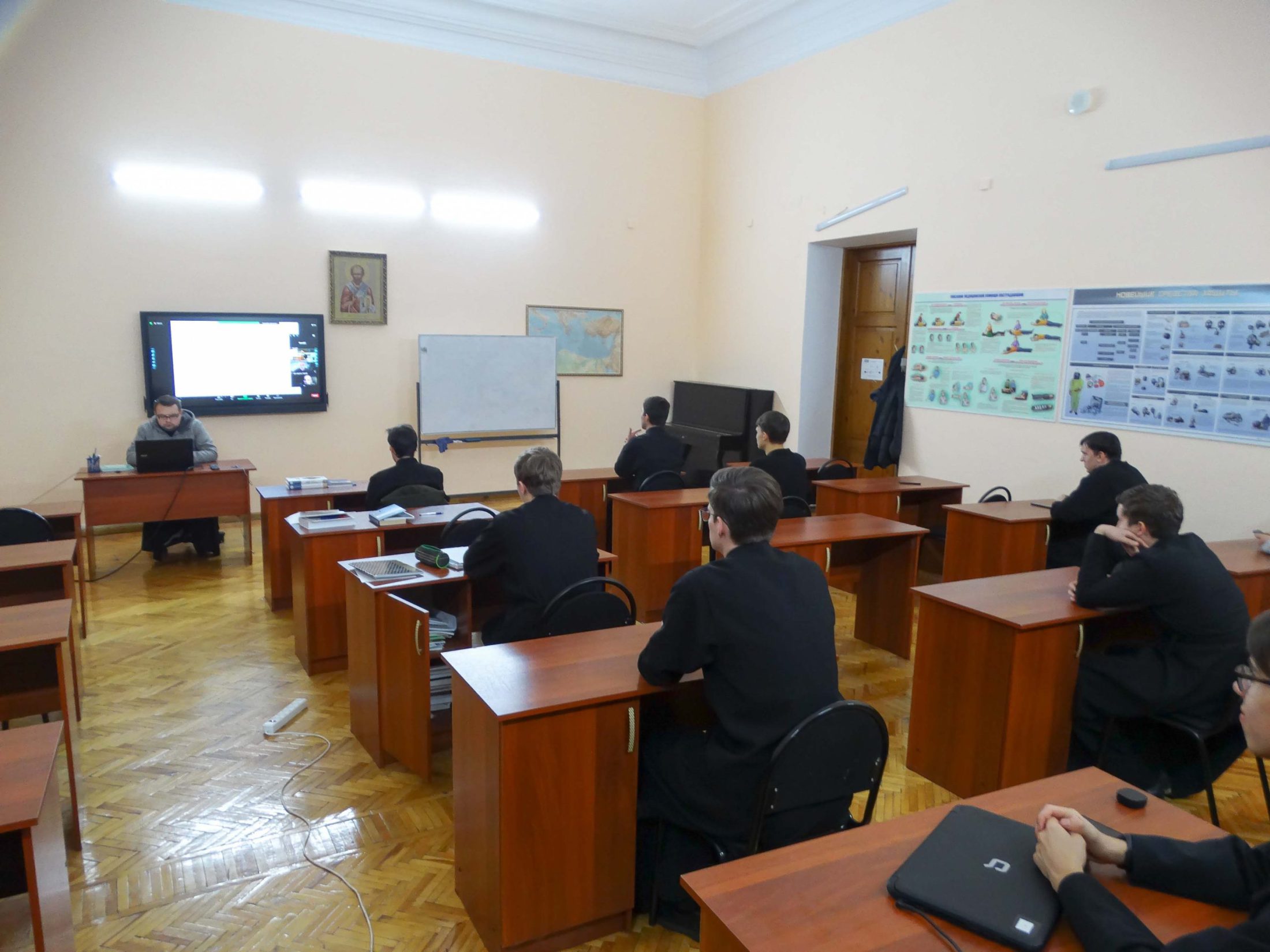 Студенты ОренДС приняли участие в открытой лекции Вологодской духовной семинарии
