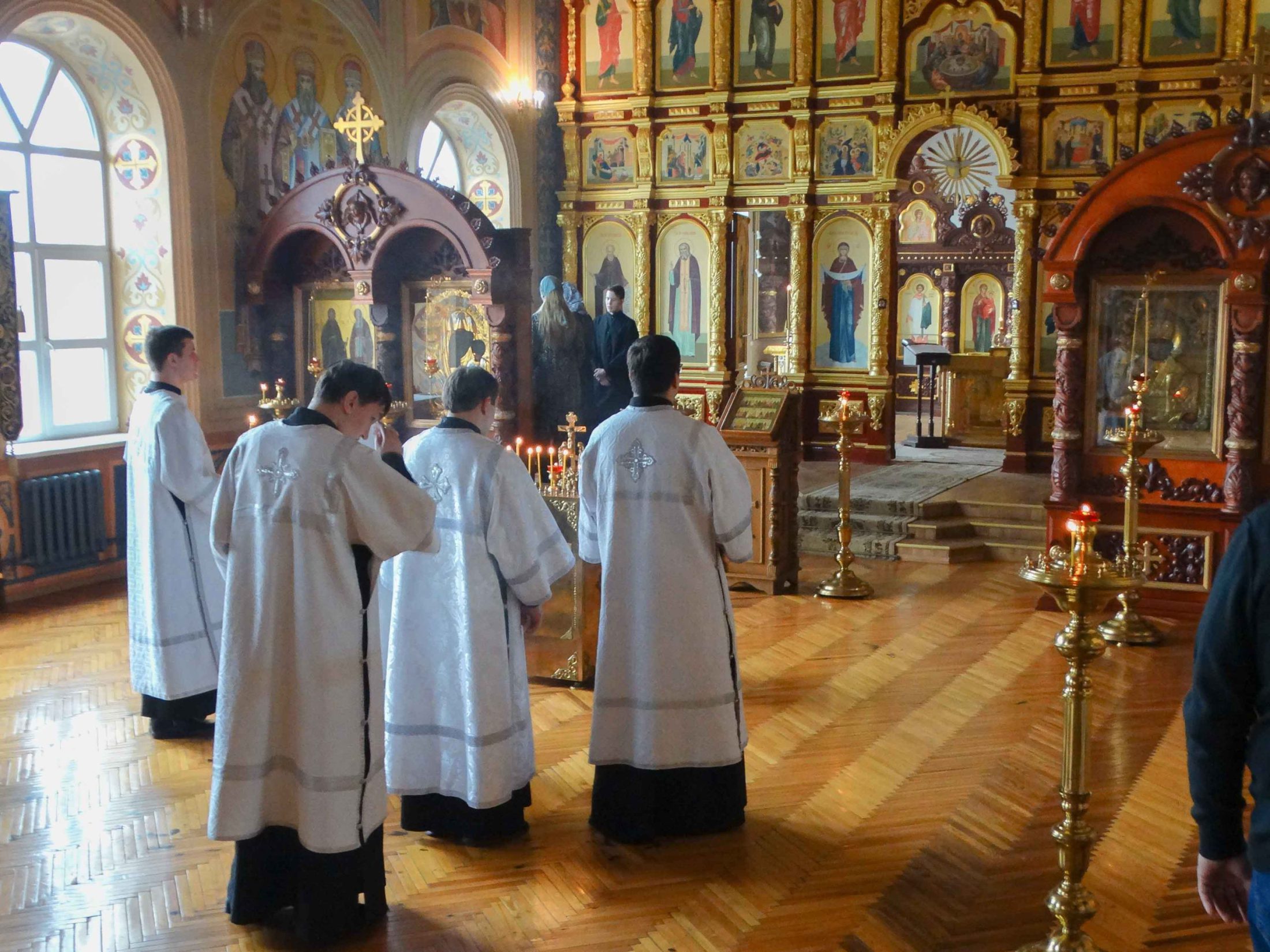 В Оренбургской духовной семинарии состоялось заупокойное богослужение о всех православных христианах безвинно пострадавших от богоборцев