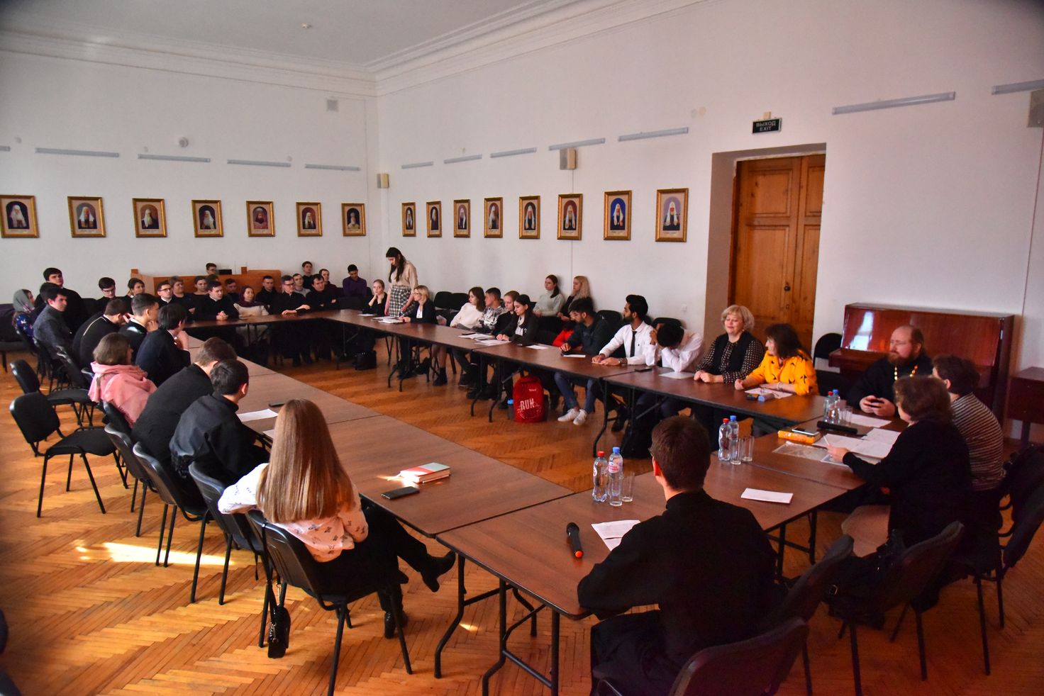 В Оренбургской духовной семинарии состоялся круглый стол «Русский язык: благочестие в языке и к языку»
