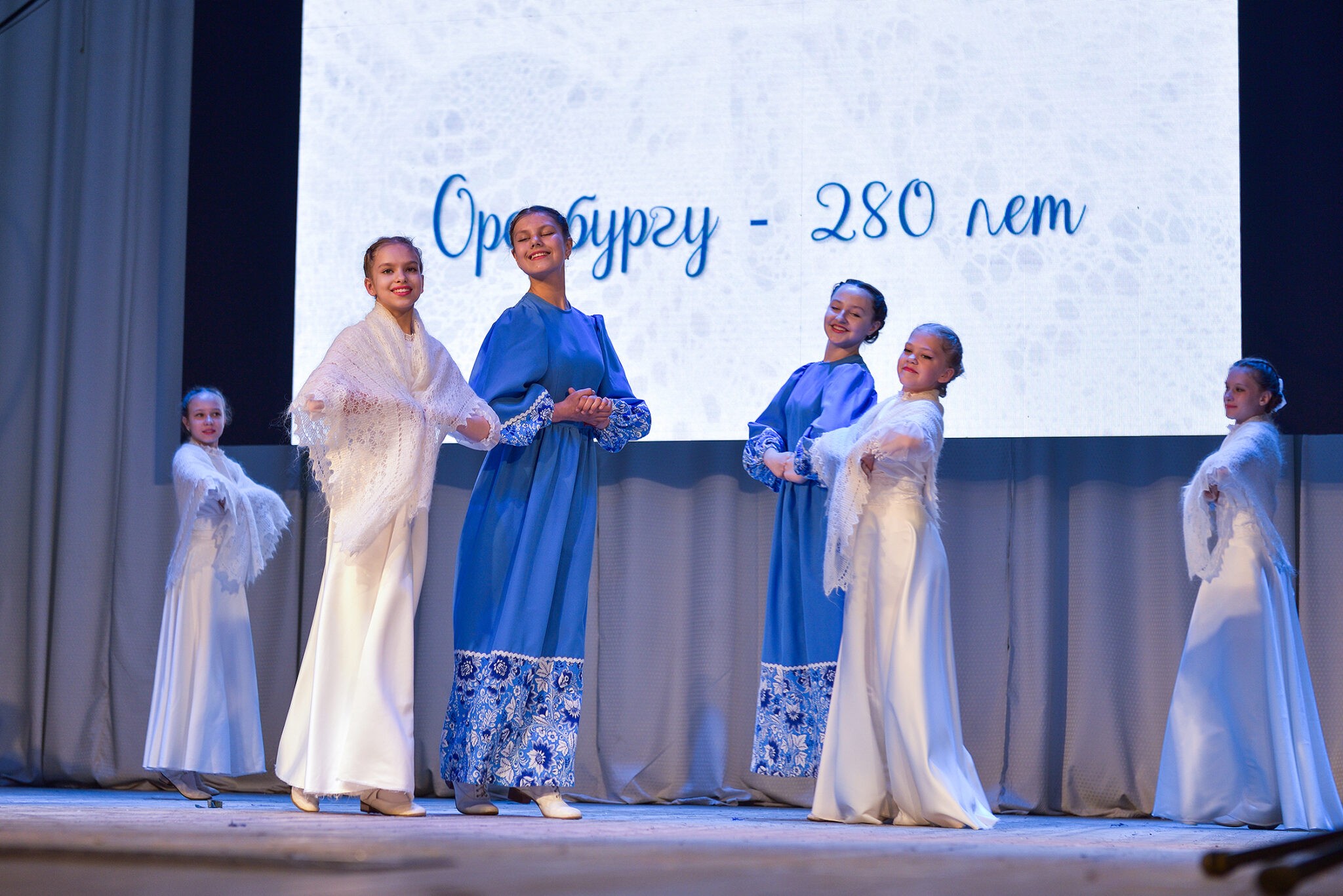 Проректор по воспитательной работе ОренДС посетил праздничный концерт, посвященный 280-летию основания г. Оренбурга