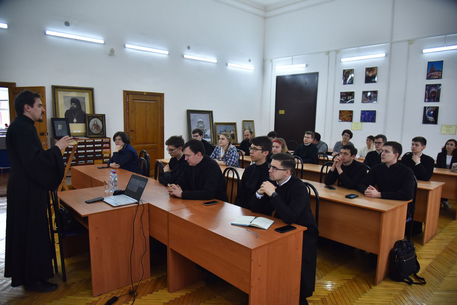 Проректор по научно-богословской работе Санкт-Петербургской Духовной Академии прочитал лекцию