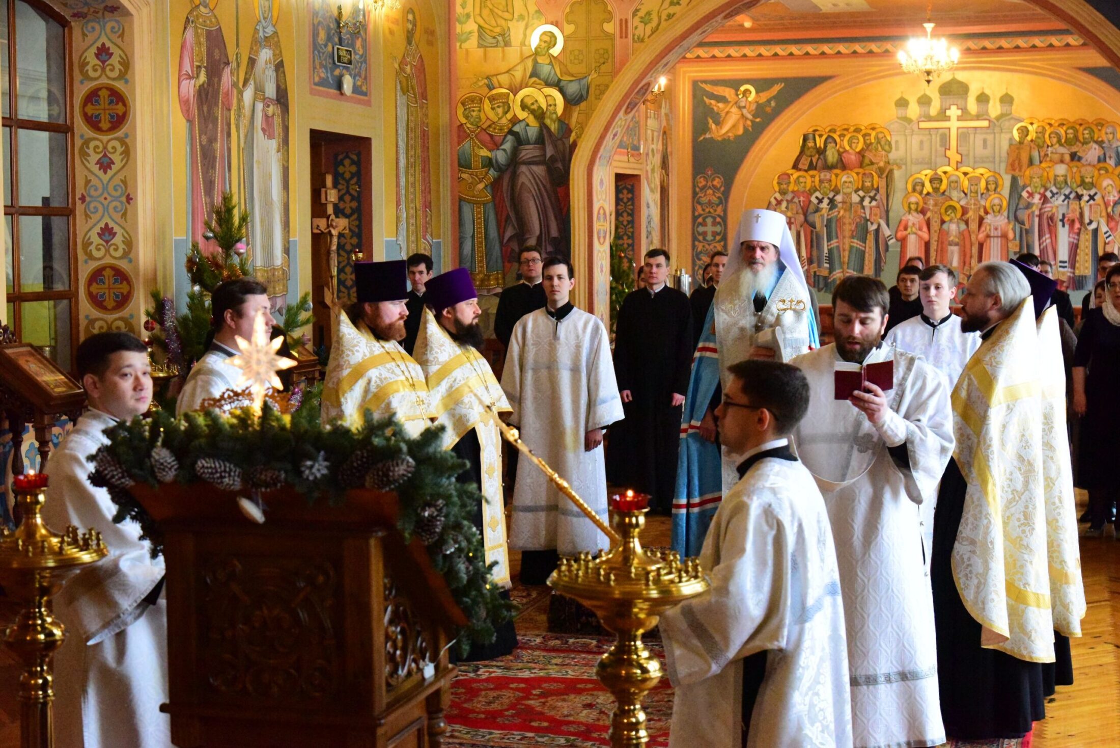 Высокопреосвященнейший митрополит Петр посетил Оренбургскую духовную семинарию