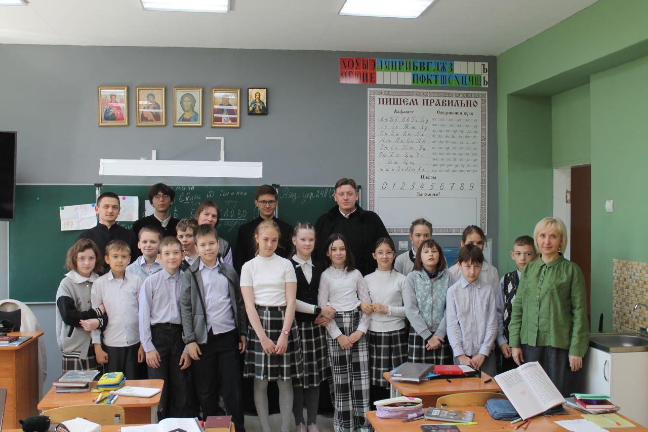 Студенты 2 курса ОренДС посетили открытый урок в православной гимназии