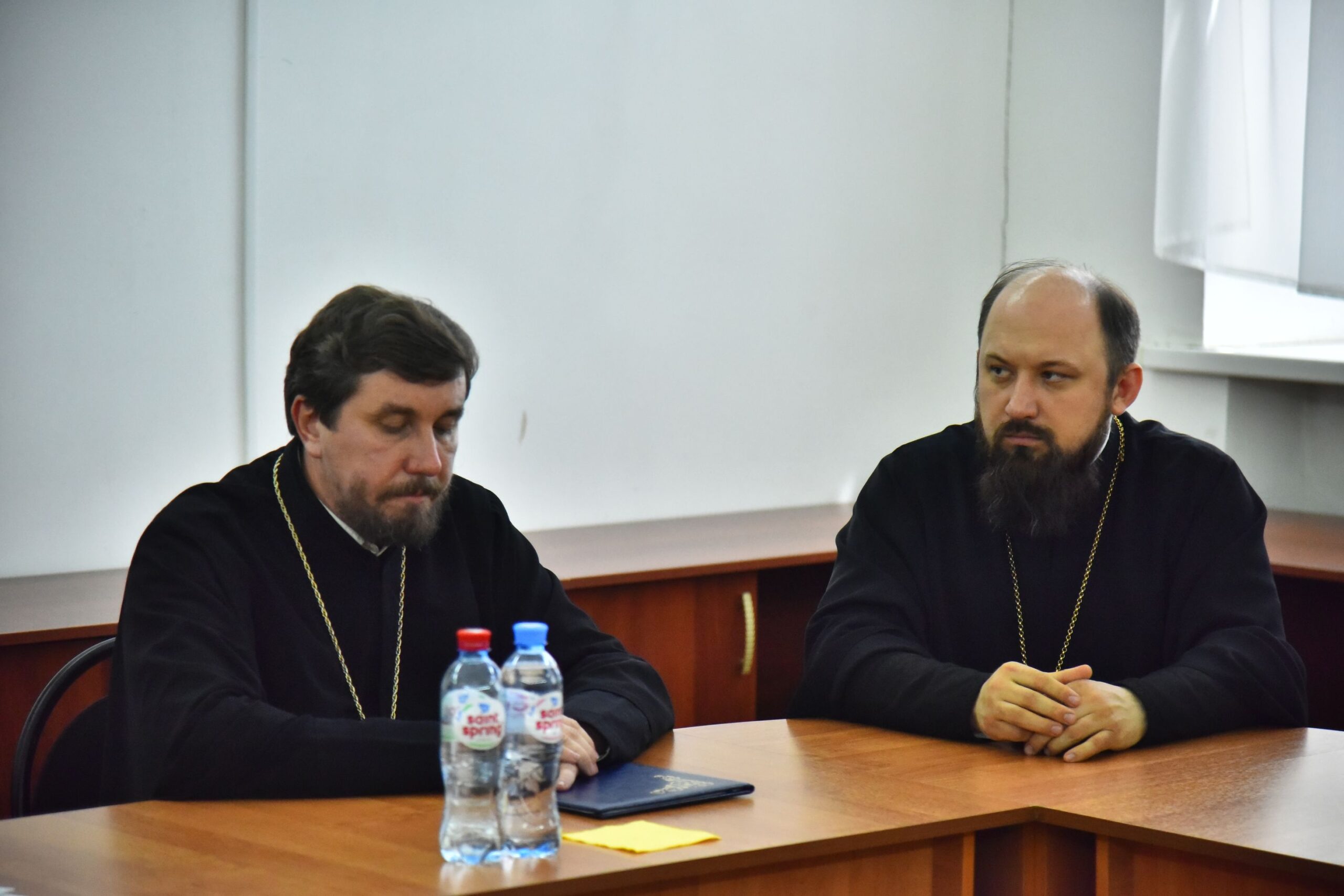Ректор Оренбургской духовной семинарии принял участие в рабочем совещании, посвященном вопросам тюремного служения
