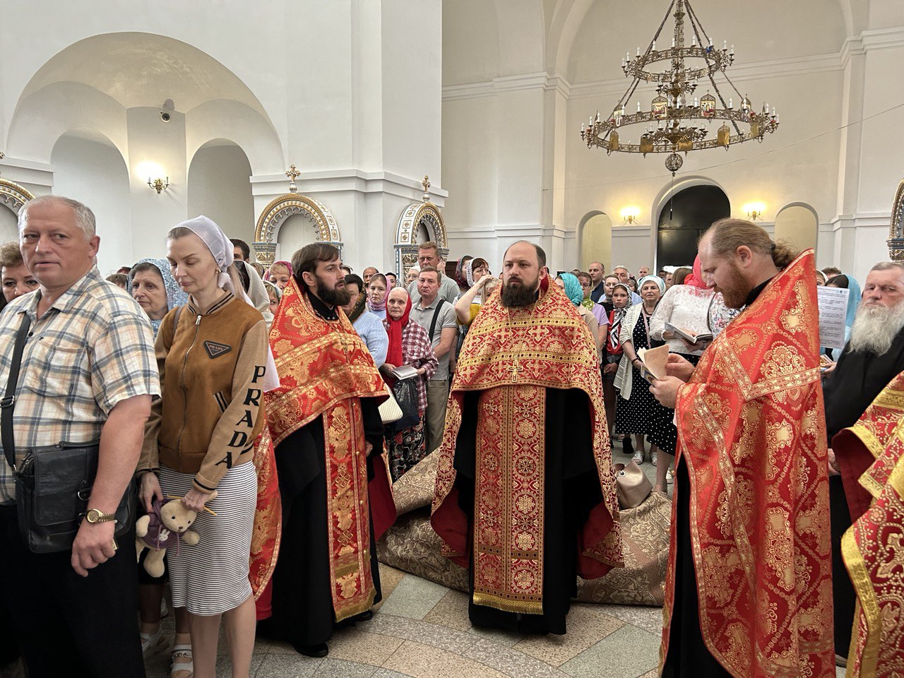 Представители ОренДС совершили молебное пение перед чудотворной Казанской иконой Божией Матери