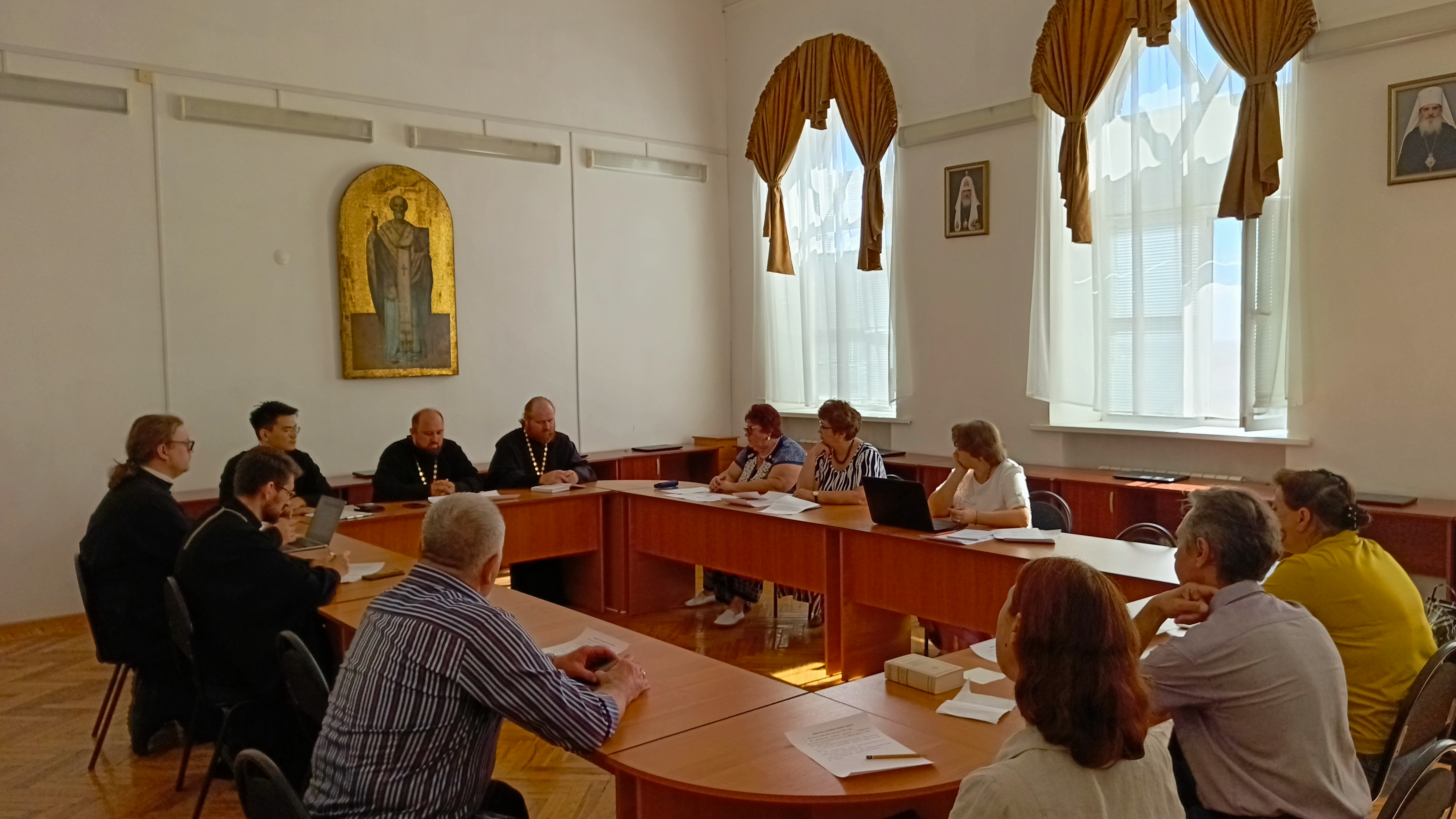 Перед началом нового учебного года В Оренбургской духовной семинарии состоялось заседание Ученого совета