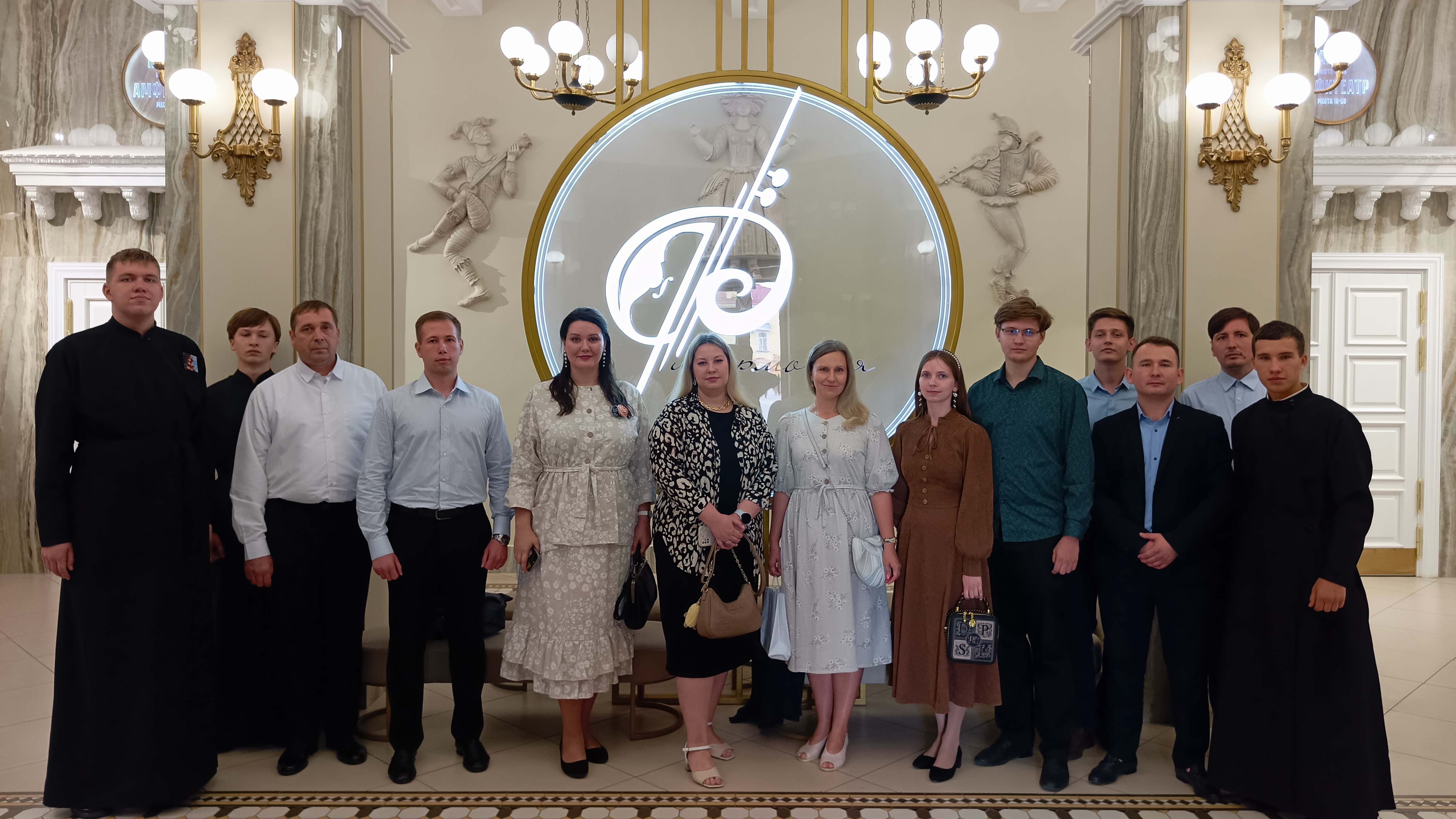 Студенты Оренбургской духовной семинарии посетили концерт хора Сретенского монастыря