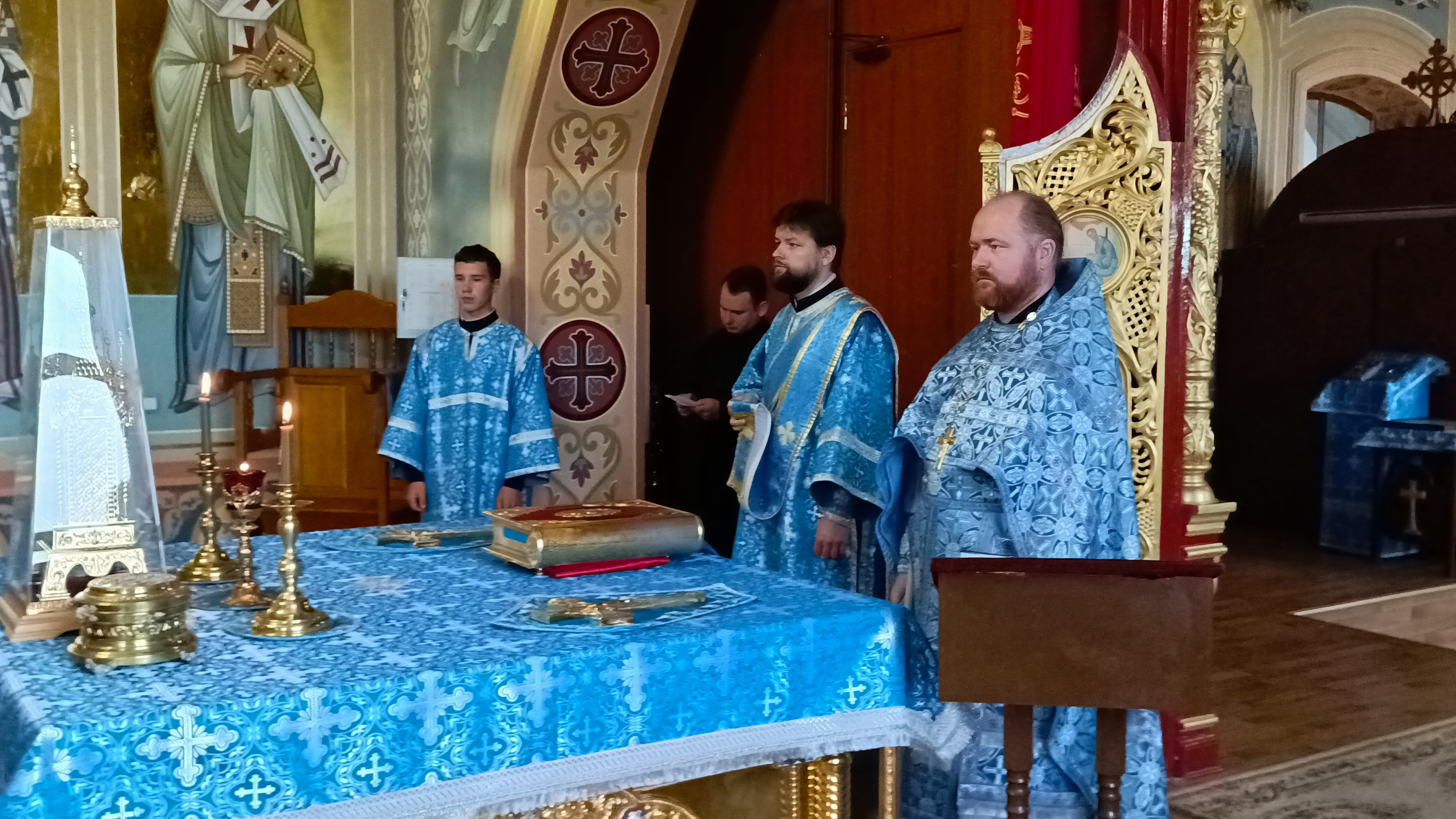 Праздничные богослужения по случаю Рождества Пресвятой Богородицы состоялись в Оренбургской духовной семинарии