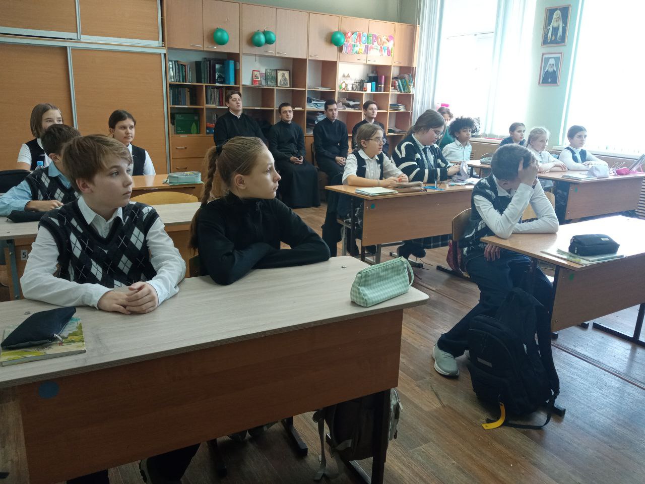 Студенты ОренДС провели уроки в епархиальной гимназии: итоги педагогической практики